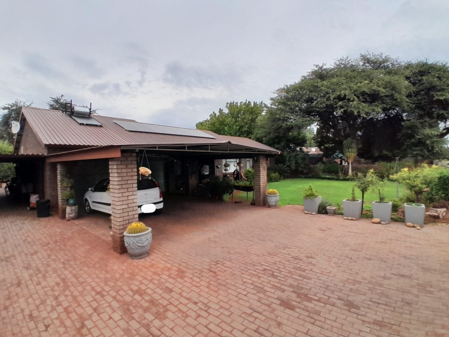 4 Bedroom Property for Sale in Kathu Northern Cape
